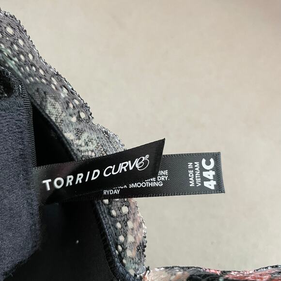 Torrid NWT Lightly Lined Everyday Wire-Free Bra Floral 360° Back Smoothing 44C - Picture 9 of 11